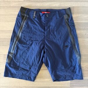 Nike TechFit navy blue shorts size M